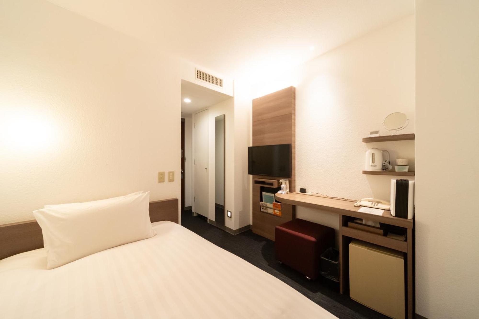 Business Hotel Ueno Yamaguchi Exterior photo